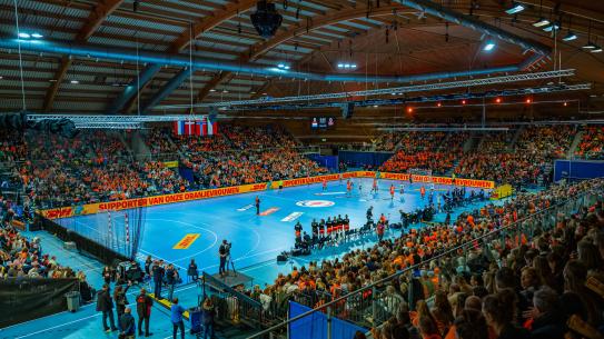  Golden League Handbaldames Nederland - Noorwegen, klik voor een vergroting